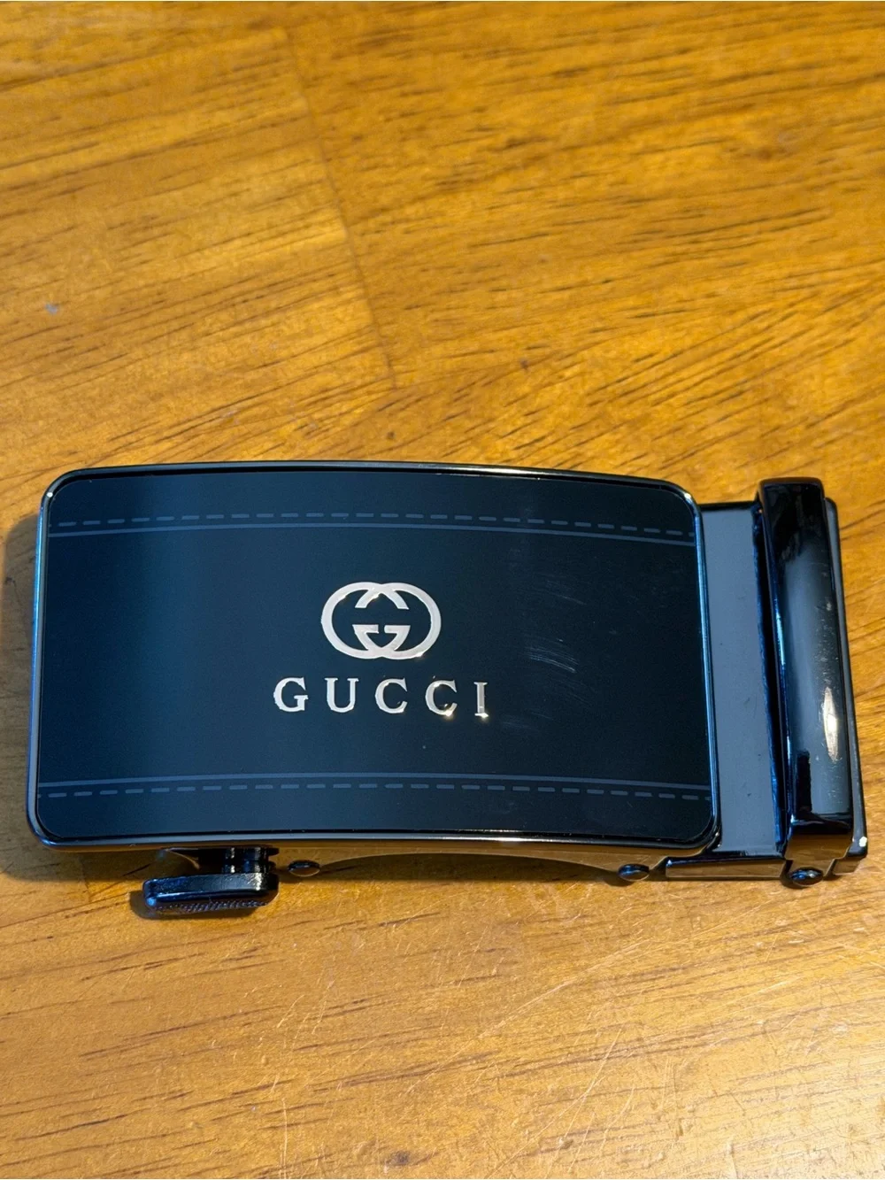 NWOT Gucci black belt buckle